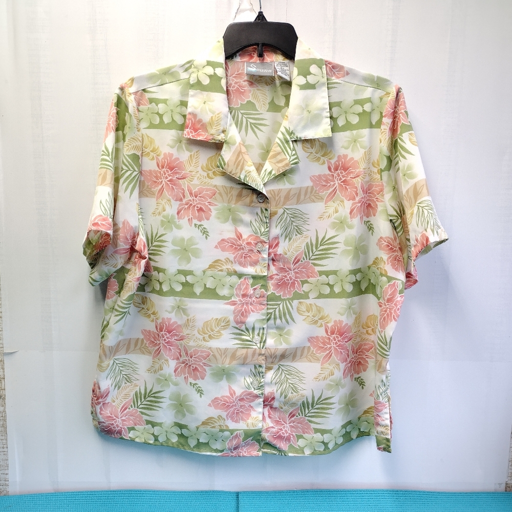 Swann Women's Floral Button Up Short Sleeve Shirt Size 22W